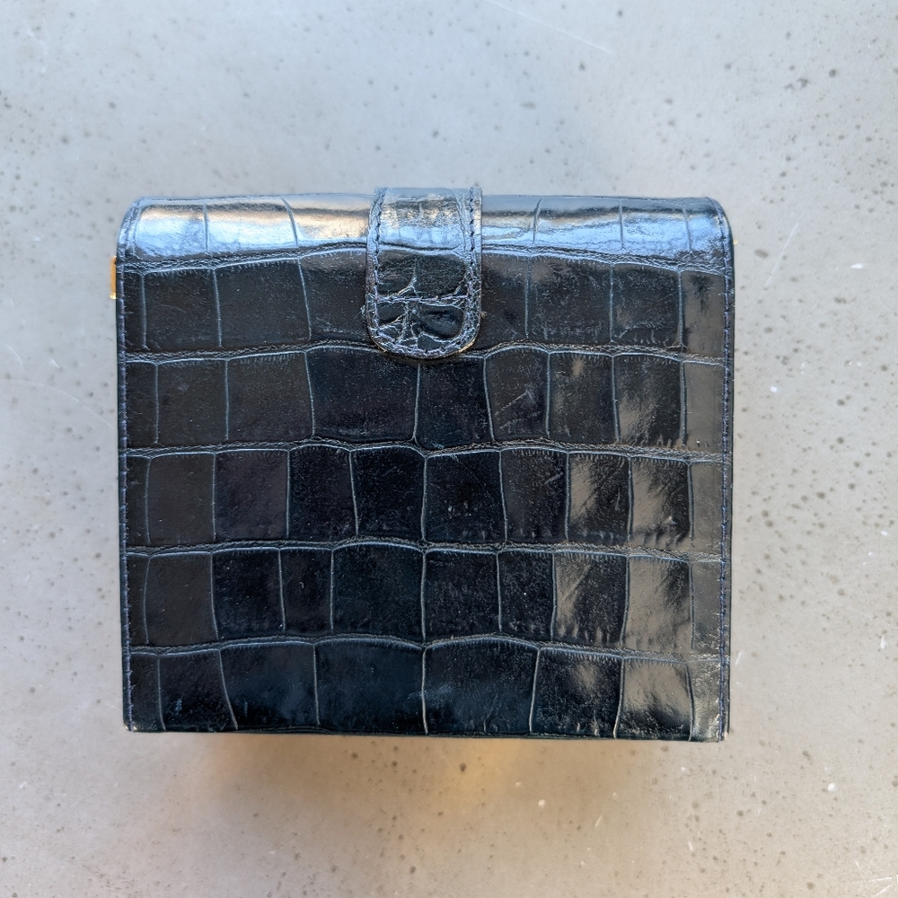 Vintage Croc-Embossed Box Bag - Picture 3 of 15